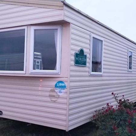Seascape - Blue Dolphin Holiday Park Gristhorpe エクステリア 写真