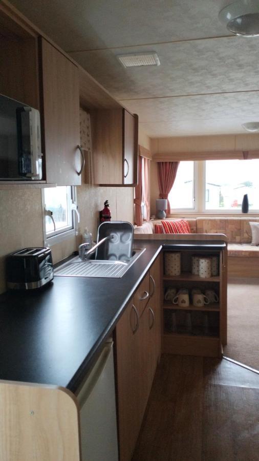 Seascape - Blue Dolphin Holiday Park Gristhorpe エクステリア 写真